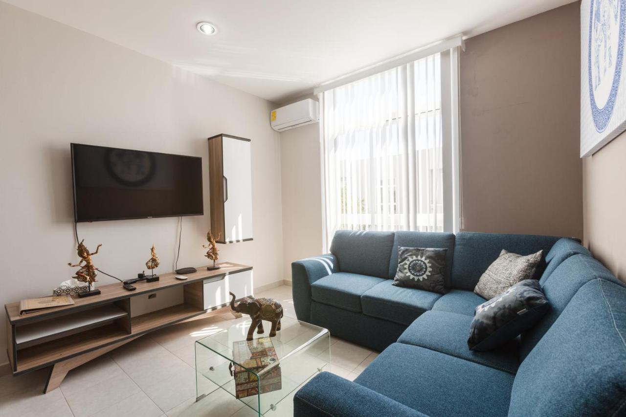 Riviera Towers Apartment Playa del Carmen Exterior photo
